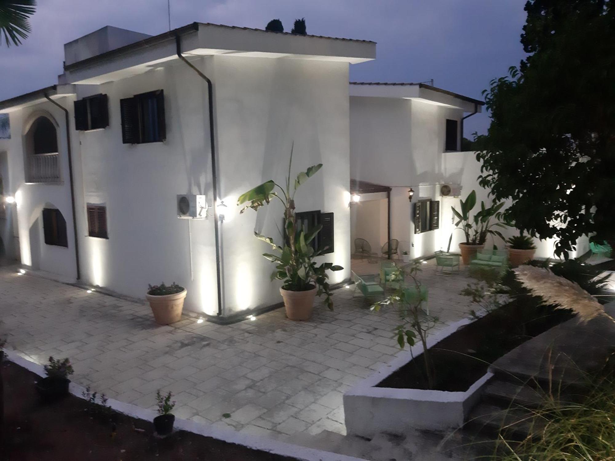 Relais Lavalle Tarente Buitenkant foto